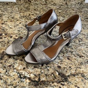 Sofft Silver Heels